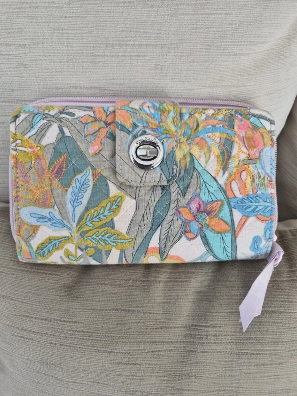 Vera Bradley Turnlock Wallet in Tropical Paradise coral Green Print